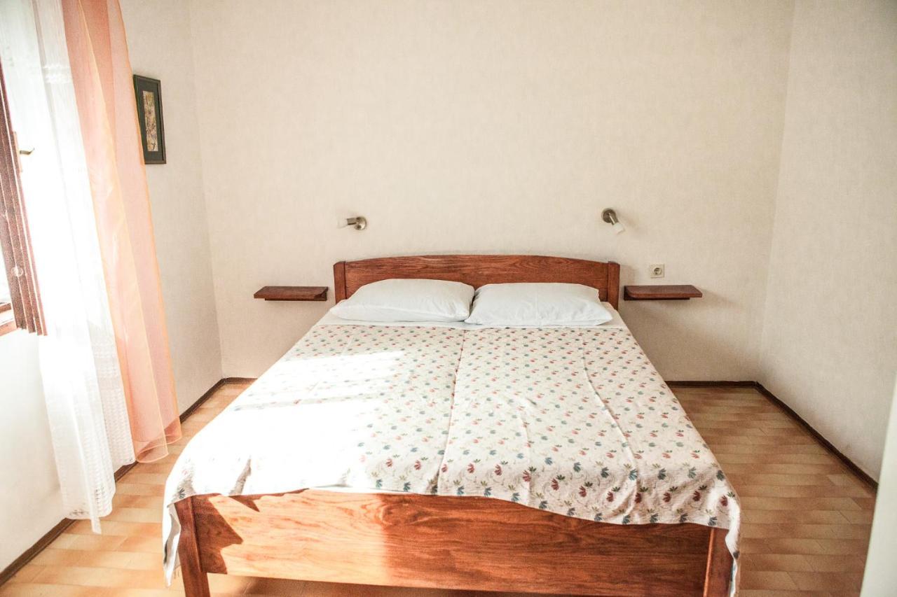 Apartments Alma Новалья Экстерьер фото